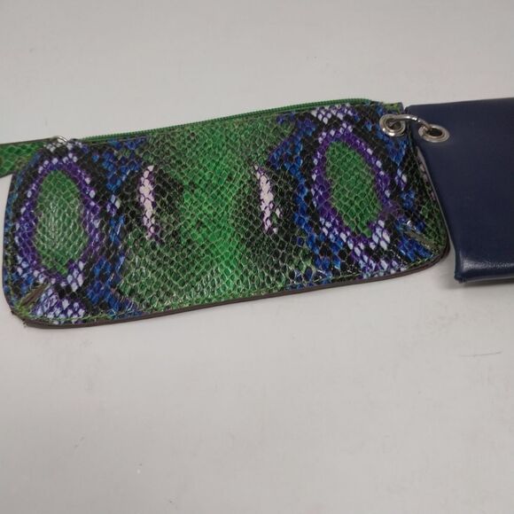 LONDON FOG WALLET/POUCHES - Picture 5 of 14